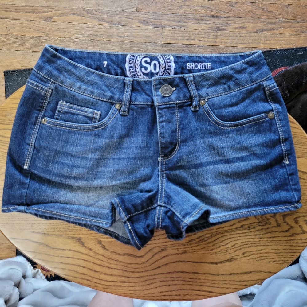 So blue jean shorts sz.7